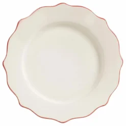 Assiette à dîner Carmine Scalloped | Carmin