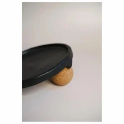 Assiette avec piétement en terracotta | Noir