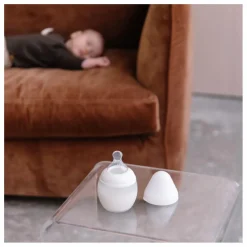 Biberon en silicone médical et tétine physiologique