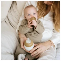 Biberon en silicone médical et tétine physiologique | Oat