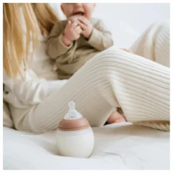 Biberon en silicone médical et tétine physiologique | Blossom