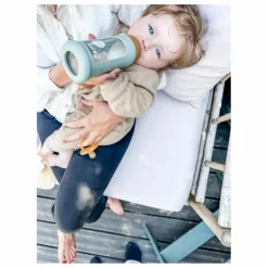 Biberon en verre à col large avec housse de protection Débit moyen | Vert amande