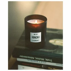 Bougie parfumée Hinoki - 260g | Non teinté