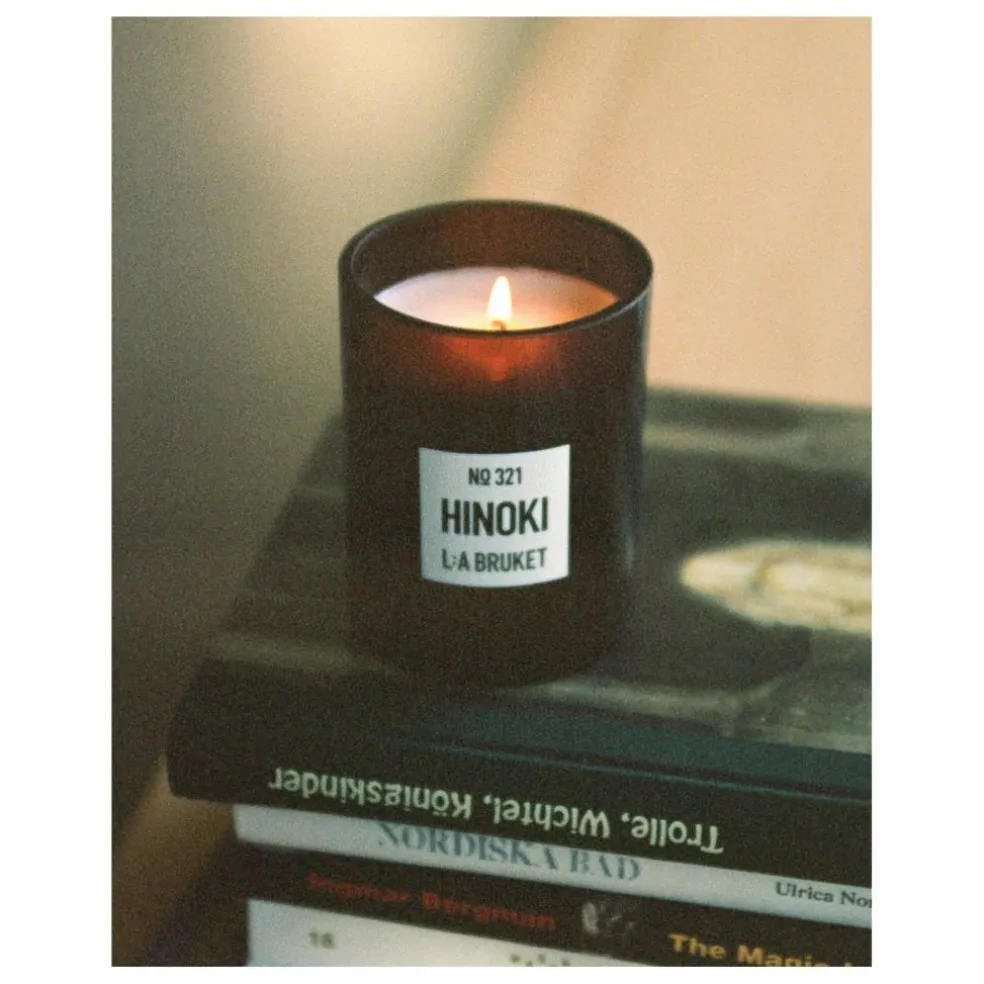 Bougie parfumée Hinoki - 260g | Non teinté