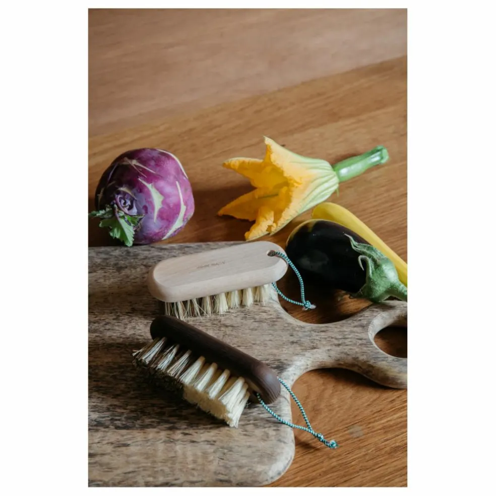 Brosse à légumes en hêtre