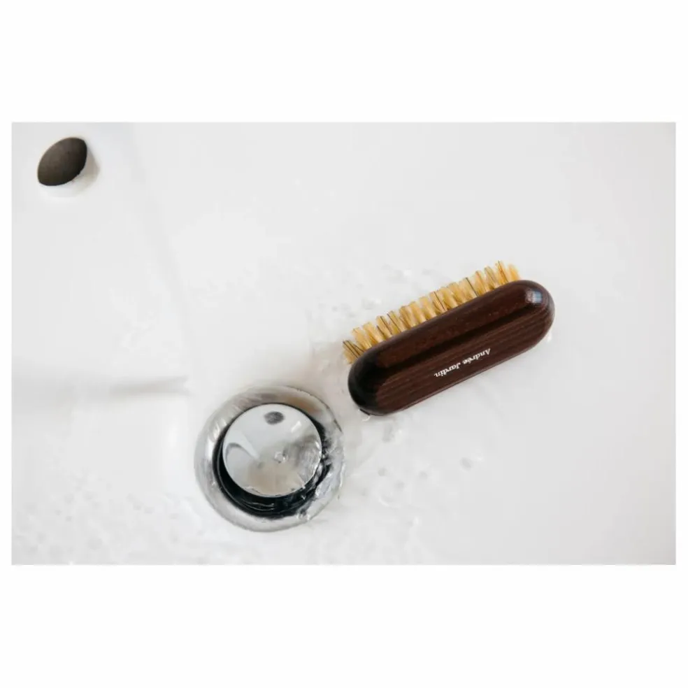 Brosse à ongles en frêne