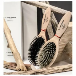 Brosse en frêne pour cheveux fins