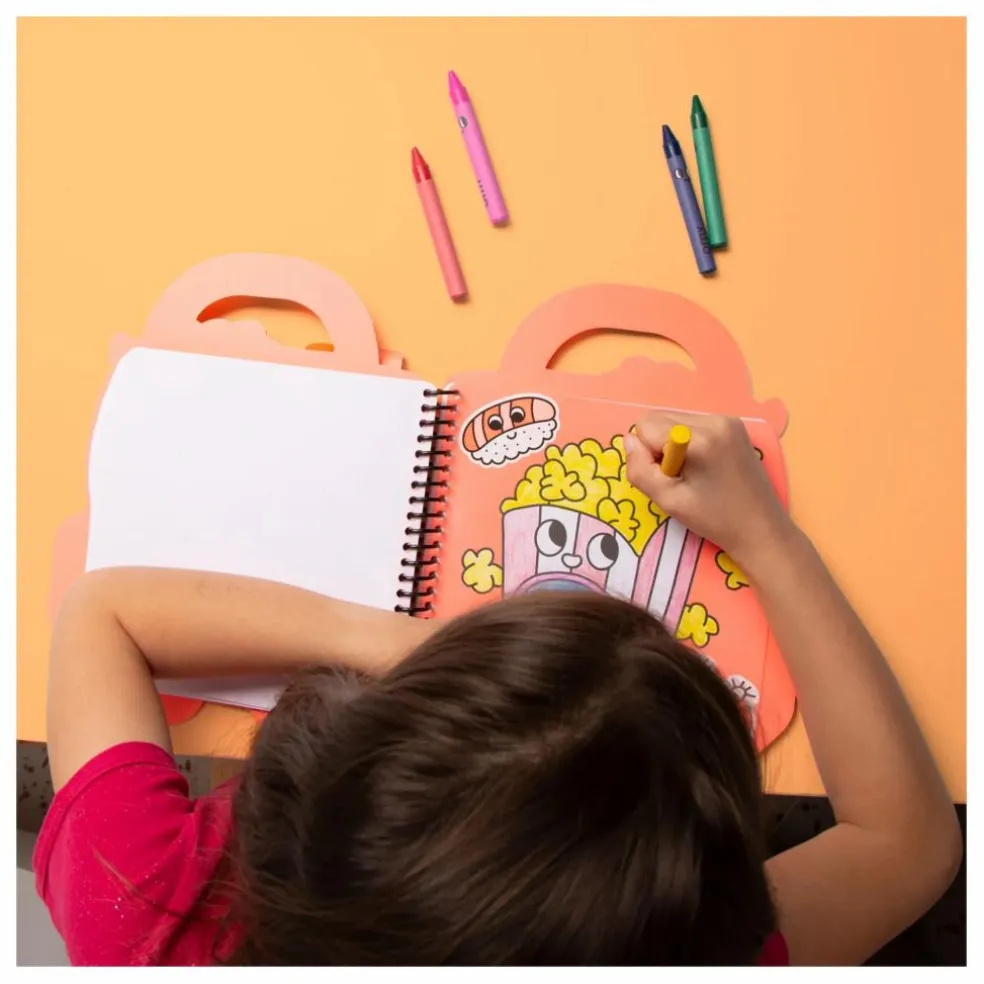 Cahier de coloriage avec stickers Yummy