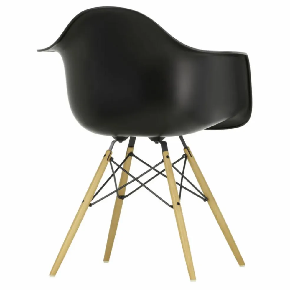 Chaise DAW - piétement érable - Charles & Ray Eames | Noir