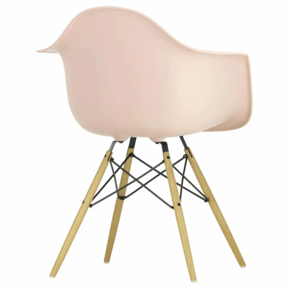 Chaise DAW - piétement érable - Charles & Ray Eames | Rose tendre