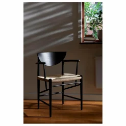 Chaise Drawn HM4 en bois avec accoudoirs | Chêne noir