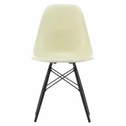 Chaise DSW Fiberglass - piètement en érable - Charles & Ray Eames | Eames Parchment