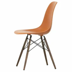 Chaise DSW plastic - piètement érable - Charles & Ray Eames | Orange Rouille