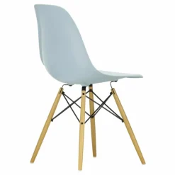 Chaise DSW plastic - piètement érable - Charles & Ray Eames | Gris bleuté