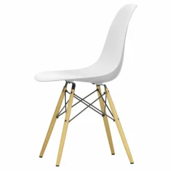 Chaise DSW plastic - piètement érable - Charles & Ray Eames | Blanc