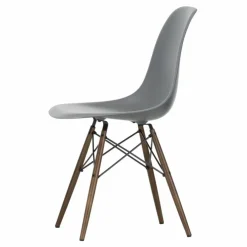 Chaise DSW plastic - piètement érable - Charles & Ray Eames | Granite