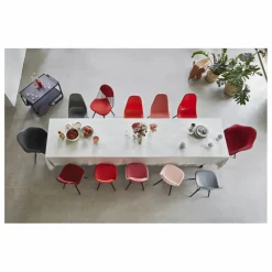 Chaise DSW plastic - piètement érable - Charles & Ray Eames | Rose tendre