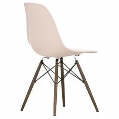 Chaise DSW plastic - piètement érable - Charles & Ray Eames | Rose tendre