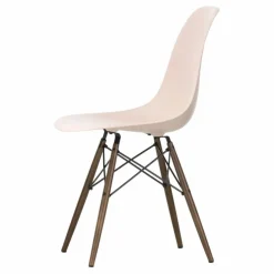 Chaise DSW plastic - piètement érable - Charles & Ray Eames | Rose tendre