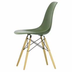 Chaise DSW plastic - piètement érable - Charles & Ray Eames | Forêt