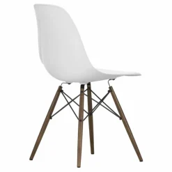 Chaise DSW plastic - piètement érable - Charles & Ray Eames | Blanc