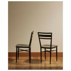 Chaise en frêne laqué Astra | Noir