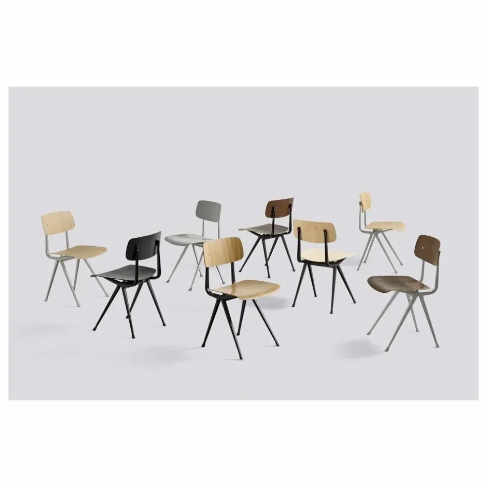 Chaise Result en chêne fumé - Réedition Friso Kramer & Wim Rietveld | Noir