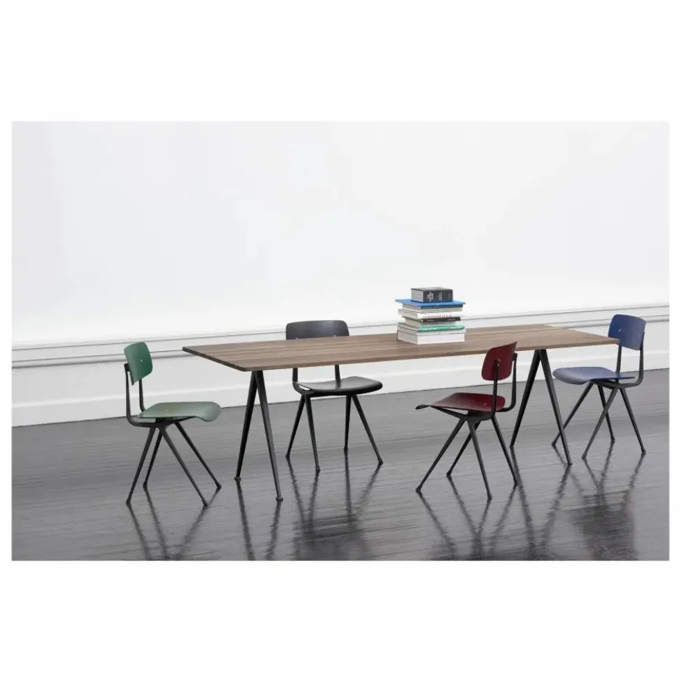 Chaise Result en chêne teinté - Réedition Friso Kramer & Wim Rietveld | Bordeaux