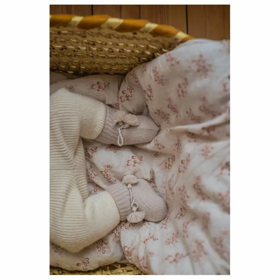 Chaussons en tricot et pochon brodé | Gris perle
