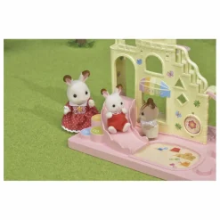 Château des bébés et bébé lapin