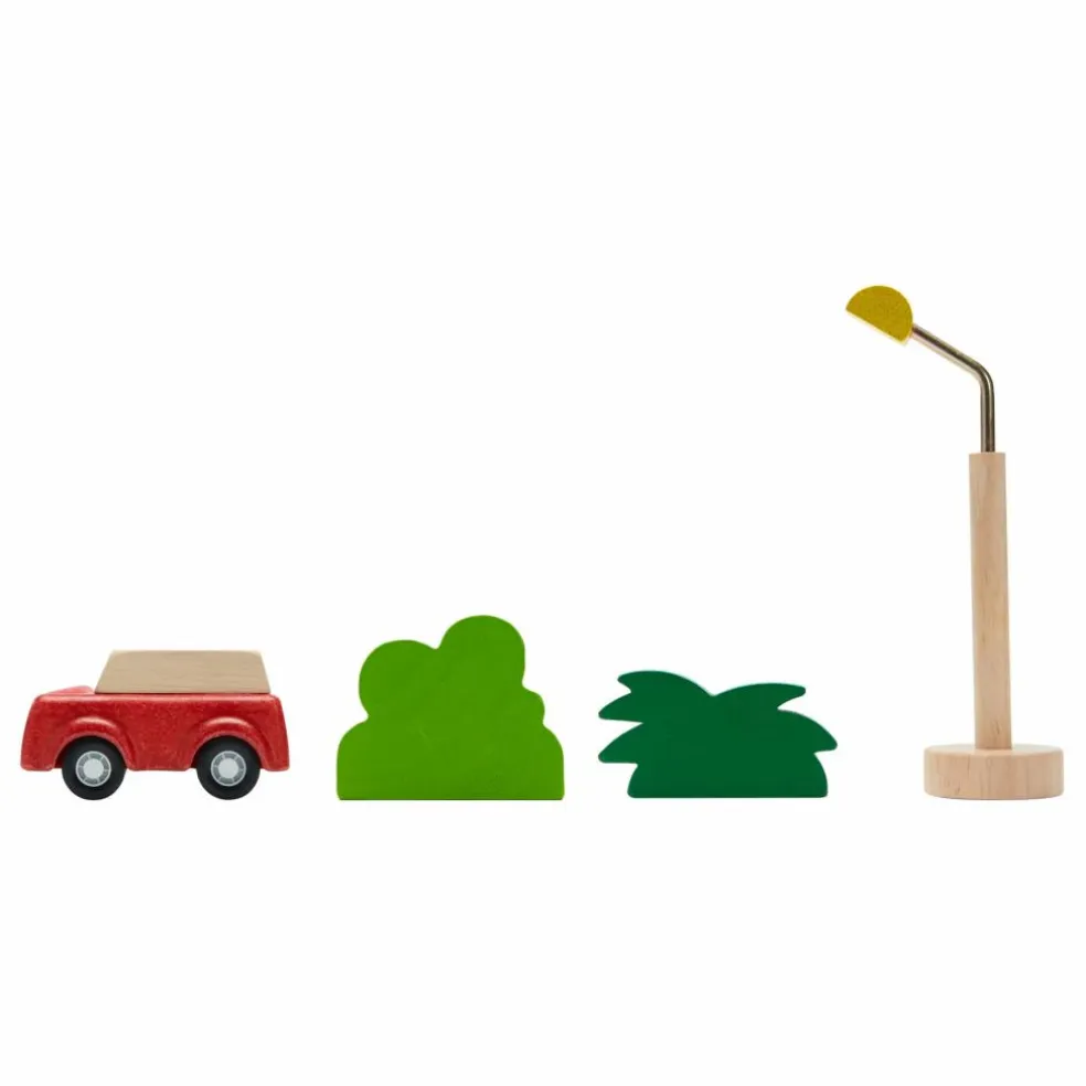 Circuit automobile et ses accessoires en bois