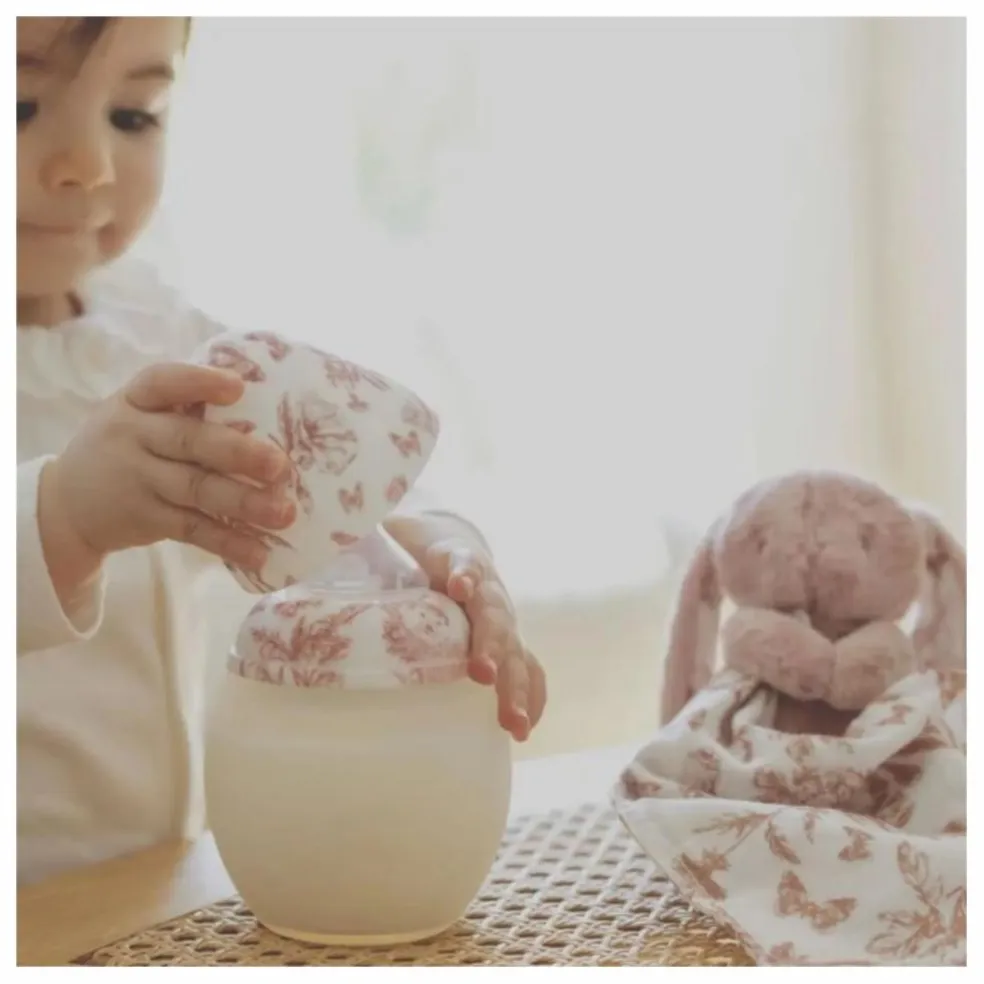 Coffret biberon en silicone médical et doudou lange Augustin le lapin Toile de Jouy - Elhée x Tartine et Chocolat | Rose pêche