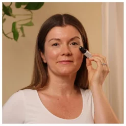 Contour des yeux à l'acide hyaluronique - 10 ml