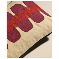 Coussin brodé Cadence | Rouge