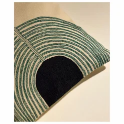 Coussin brodé Mirage | Bleu Sarah