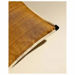 Coussin en soie Séquence | Fauve