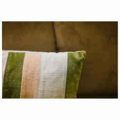 Coussin rayé en velours | Crème