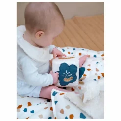 Cube d'activités sensorielles - Little Butterfly