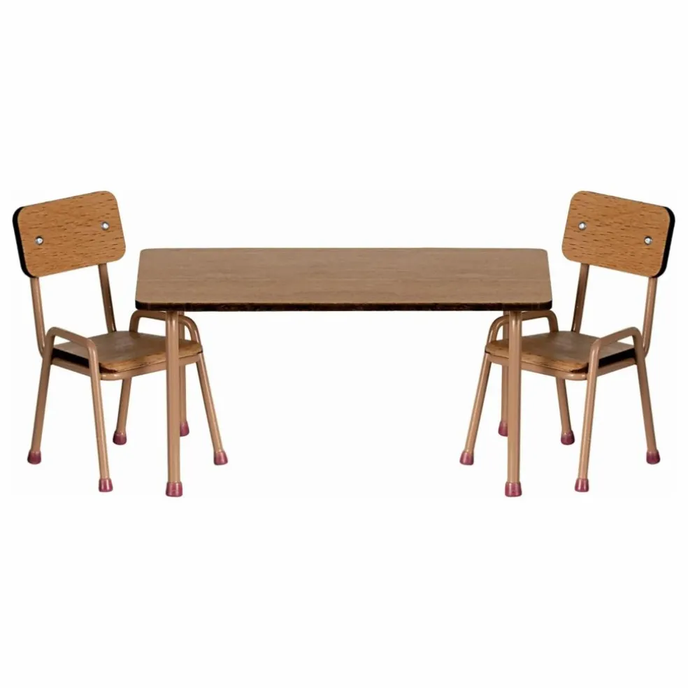 Ensemble table et chaises