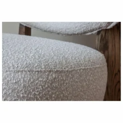 Fauteuil Nicolo en bouclette et chêne fumé - 65 cm | Off-White