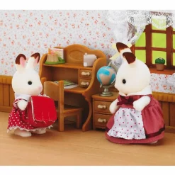 Fille Lapin Chocolat et Bureau