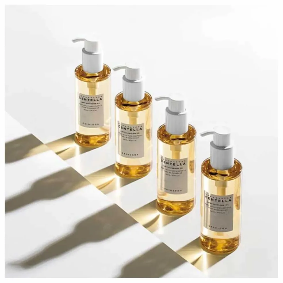 Huile légère démaquillante à la centella asiatica - 200ml