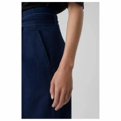 Jean Imogen | Dark Blue