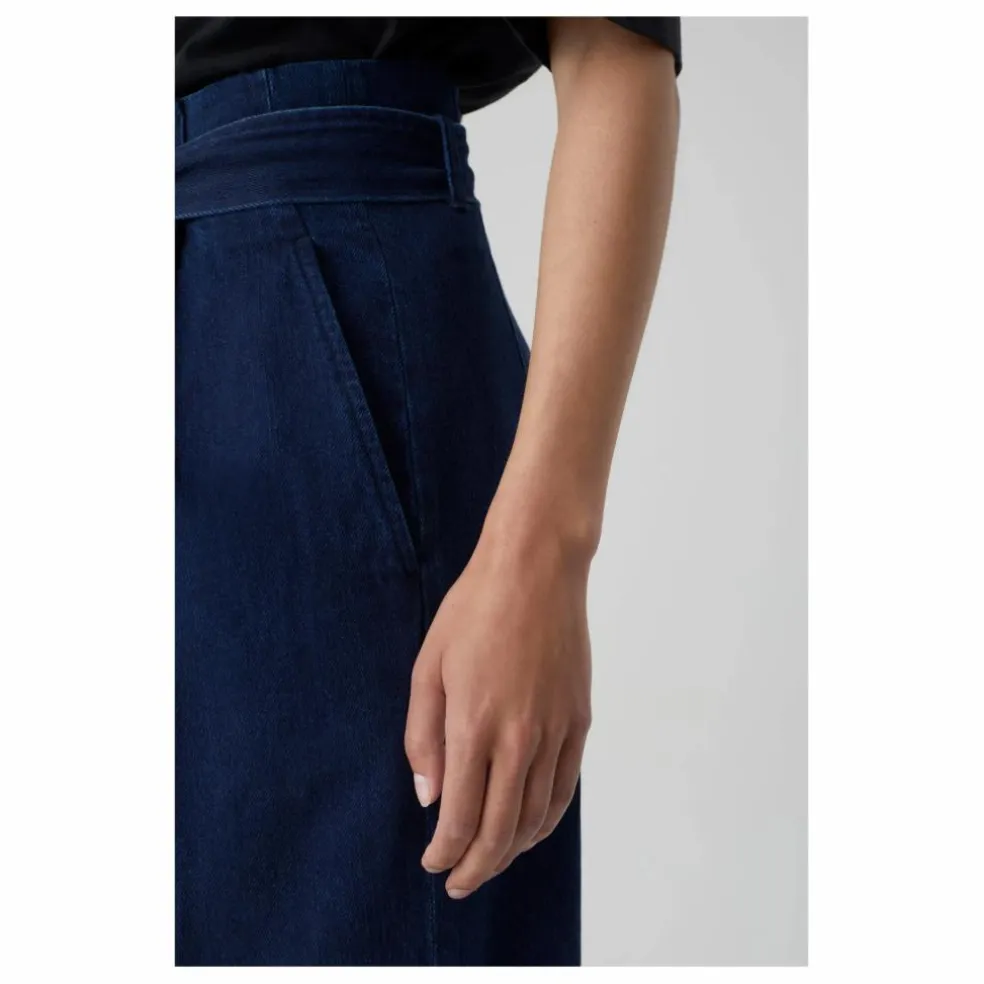 Jean Imogen | Dark Blue
