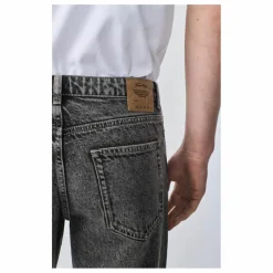 Jean Yopday | Gris foncé