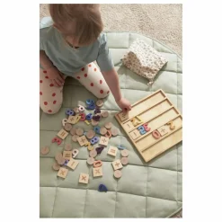 Jeu de chiffres en bois