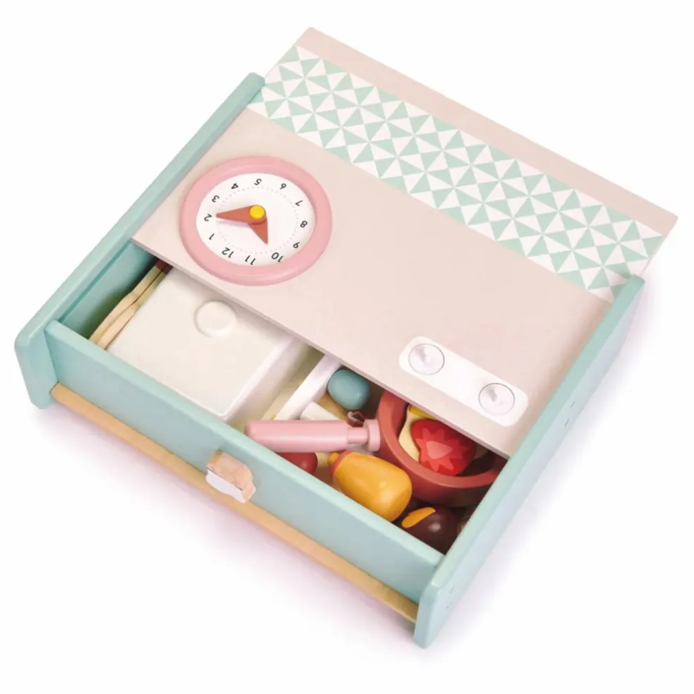 Kitchenette et ses accessoires en bois