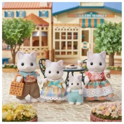 La Famille Chat Latte