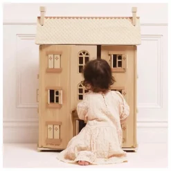 La grande maison de poupée