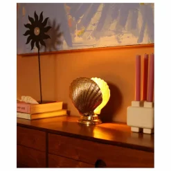 Lampe à poser coquillage | Laiton